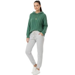 American Eagle outfitters. Size medium. Oversized, preowned excellent condition.